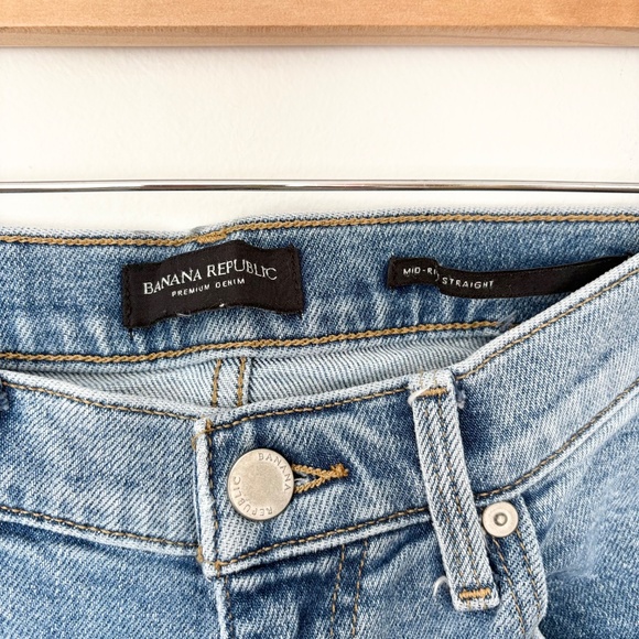 Banana republic mid rise straight jeans - Picture 4 of 5